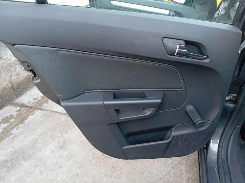 opel astra h (a04) del año 2009
