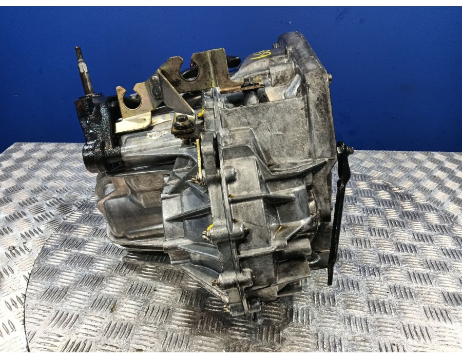 Recambio de caja cambios para renault trafic ii furgoneta (fl) 1.9 dci 80 (fl0b) referencia OEM IAM PK5069  