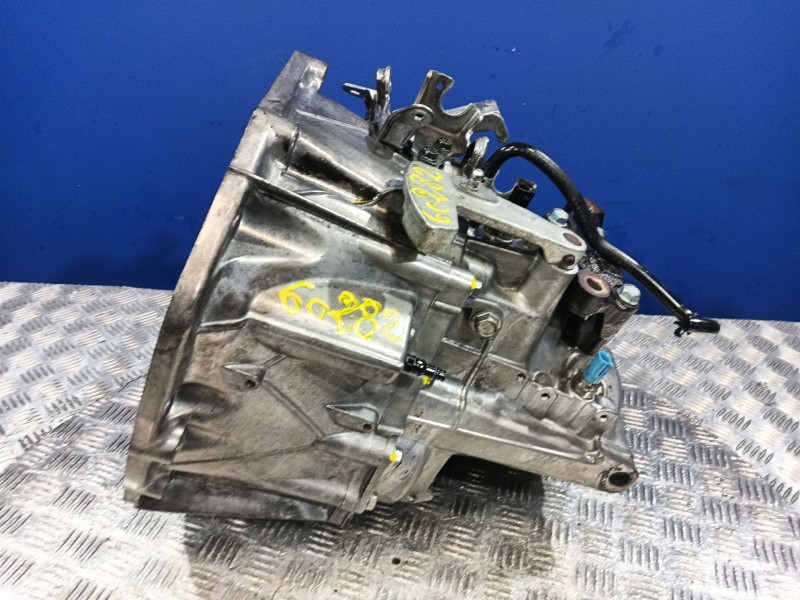 Recambio de caja cambios para nissan qashqai i (j10, nj10) 2.0 dci referencia OEM IAM JG70  