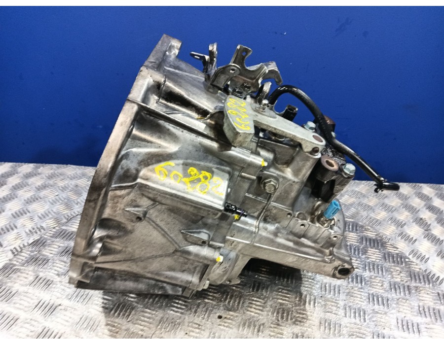 Recambio de caja cambios para nissan qashqai i (j10, nj10) 2.0 dci referencia OEM IAM JG70  
