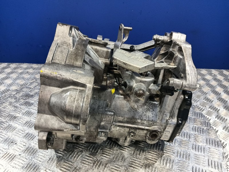 Recambio de caja cambios para volkswagen golf v (1k1) 1.9 tdi referencia OEM IAM JCR  