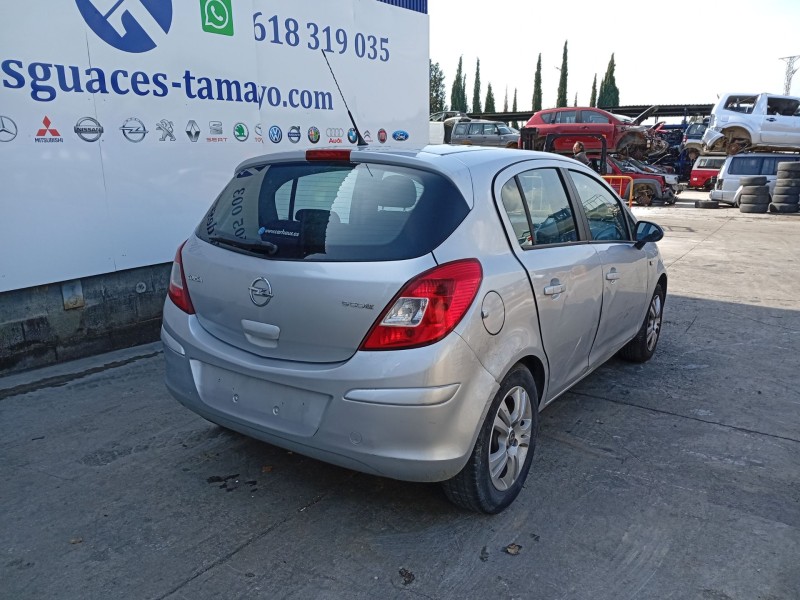 opel corsa d (s07) del año 2013