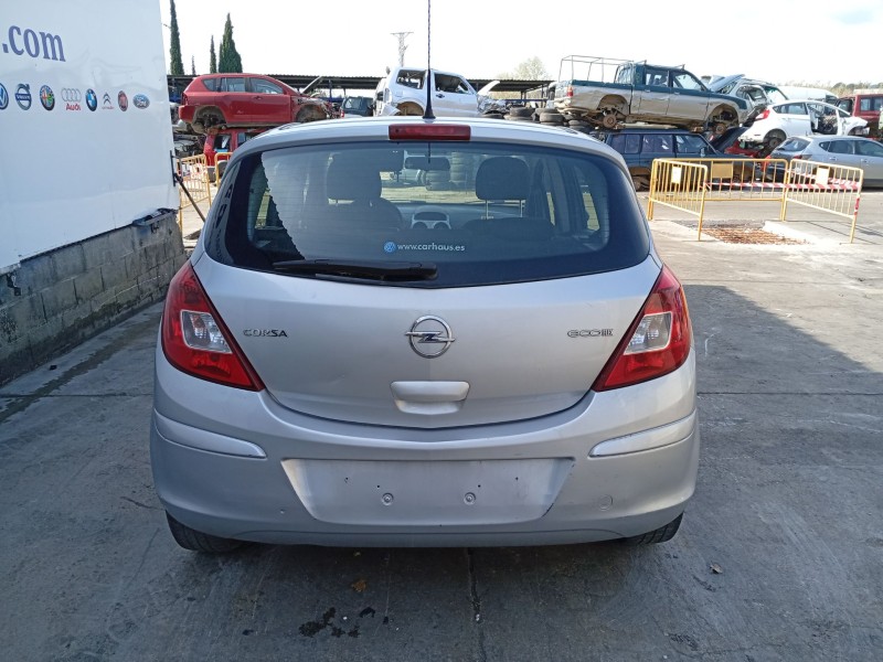 opel corsa d (s07) del año 2013