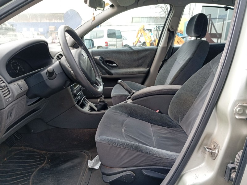 renault laguna ii (bg0/1_) del año 2002