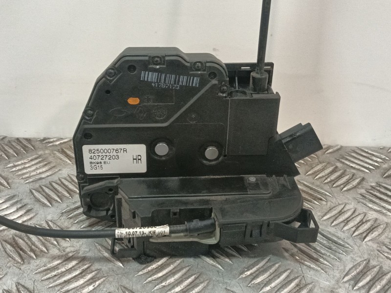 Recambio de cerradura puerta trasera derecha para renault clio iv referencia OEM IAM 825000767R 45247173 40727203