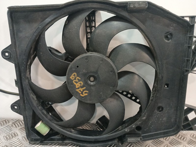 Recambio de electroventilador para opel corsa d referencia OEM IAM 877600200  