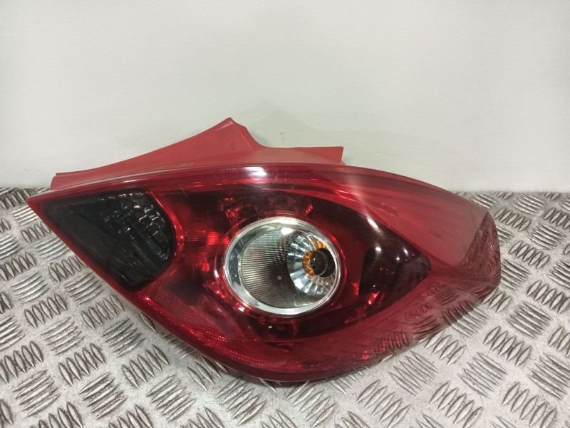 Recambio de piloto trasero derecho para opel corsa d referencia OEM IAM 084421953R  