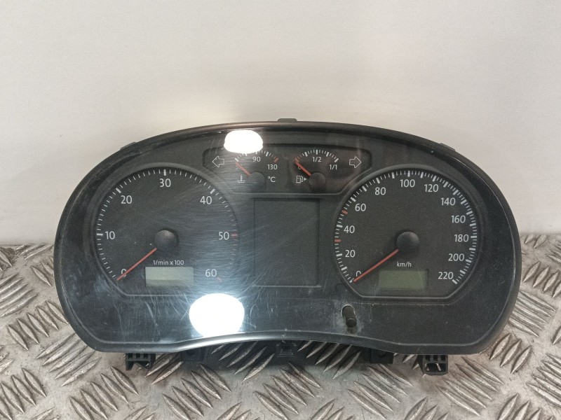 Recambio de cuadro instrumentos para volkswagen polo iv (9n_, 9a_) 1.4 tdi referencia OEM IAM 6Q0920804J  