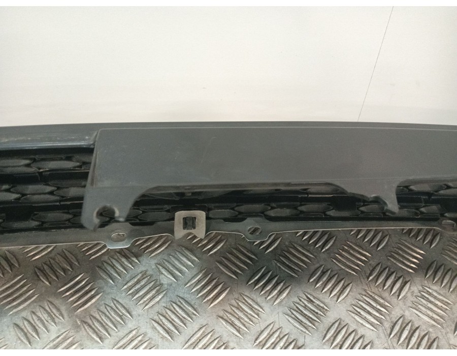 Recambio de rejilla delantera para toyota rav 4 ii (_a2_) 2.0 d 4wd (cla20_, cla21_) referencia OEM IAM   