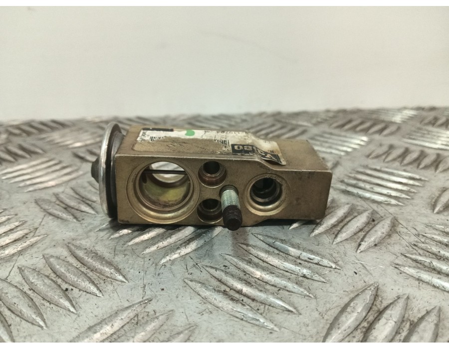 Recambio de valvula expansion para mercedes-benz vito (w638) caja cerrada 2.1 cc referencia OEM IAM 2028300184 651451X 