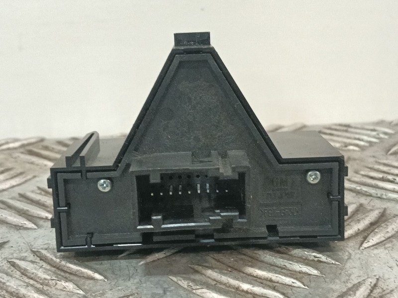 Recambio de warning para opel corsa d (s07) 1.2 (l08, l68) referencia OEM IAM 13189529  