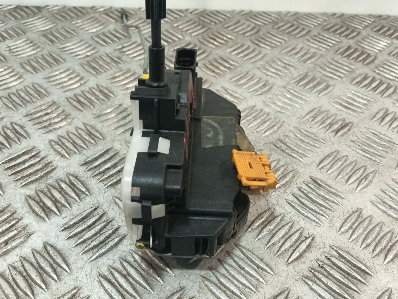 Recambio de cerradura puerta delantera izquierda para chevrolet cruze hatchback (j305) 1.7 d referencia OEM IAM 13579514  