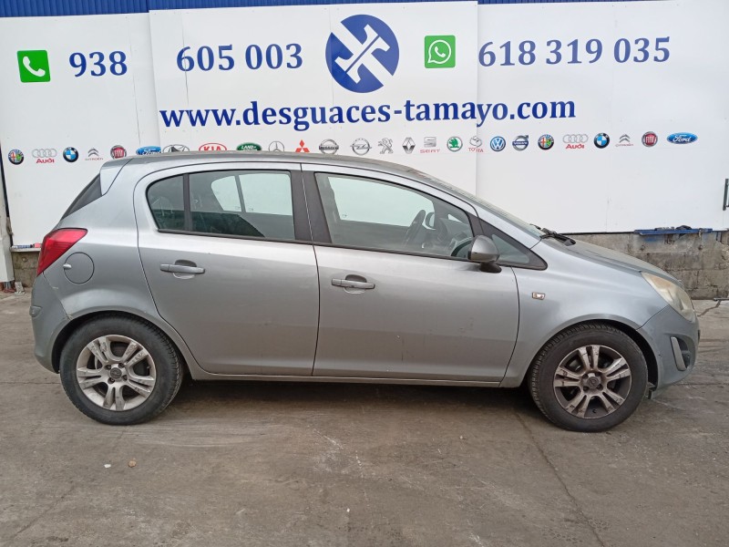 opel corsa d (s07) del año 2003