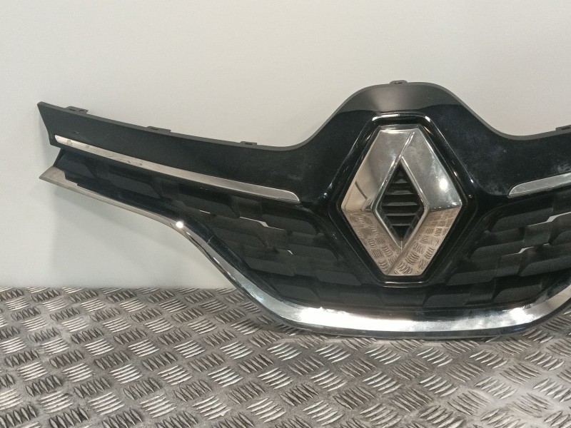 Recambio de rejilla delantera para renault scénic iv (j9_) 1.5 dci 110 referencia OEM IAM 622561964R  