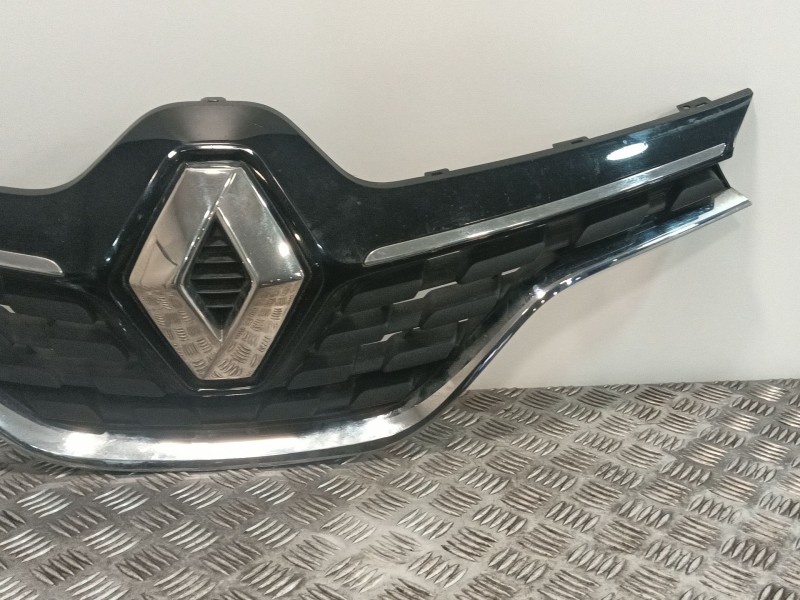Recambio de rejilla delantera para renault scénic iv (j9_) 1.5 dci 110 referencia OEM IAM 622561964R  