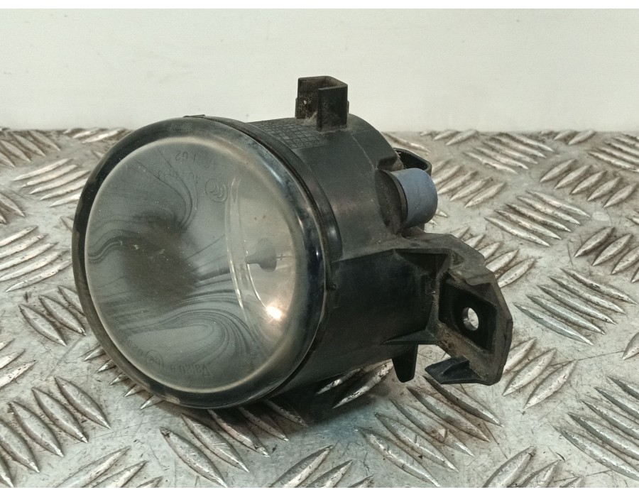 Recambio de faro antiniebla derecho para nissan qashqai i (j10, nj10) 1.5 dci referencia OEM IAM 261508990A 89206421RH 