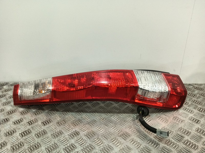 Recambio de piloto trasero izquierdo para honda cr-v ii (rd_) 2.2 ctdi (rd9) referencia OEM IAM 2VP238038  