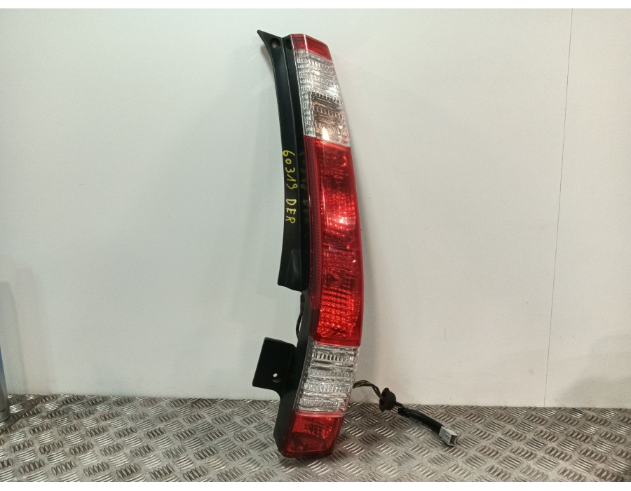 Recambio de piloto trasero derecho para honda cr-v ii (rd_) 2.2 ctdi (rd9) referencia OEM IAM 2VP23803802  