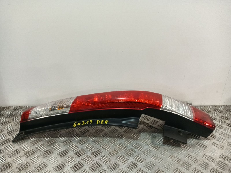 Recambio de piloto trasero derecho para honda cr-v ii (rd_) 2.2 ctdi (rd9) referencia OEM IAM 2VP23803802  