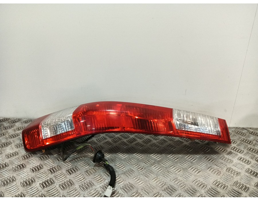 Recambio de piloto trasero derecho para honda cr-v ii (rd_) 2.2 ctdi (rd9) referencia OEM IAM 2VP23803802  