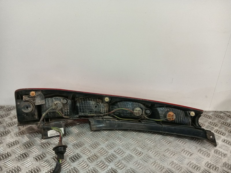Recambio de piloto trasero derecho para honda cr-v ii (rd_) 2.2 ctdi (rd9) referencia OEM IAM 2VP23803802  
