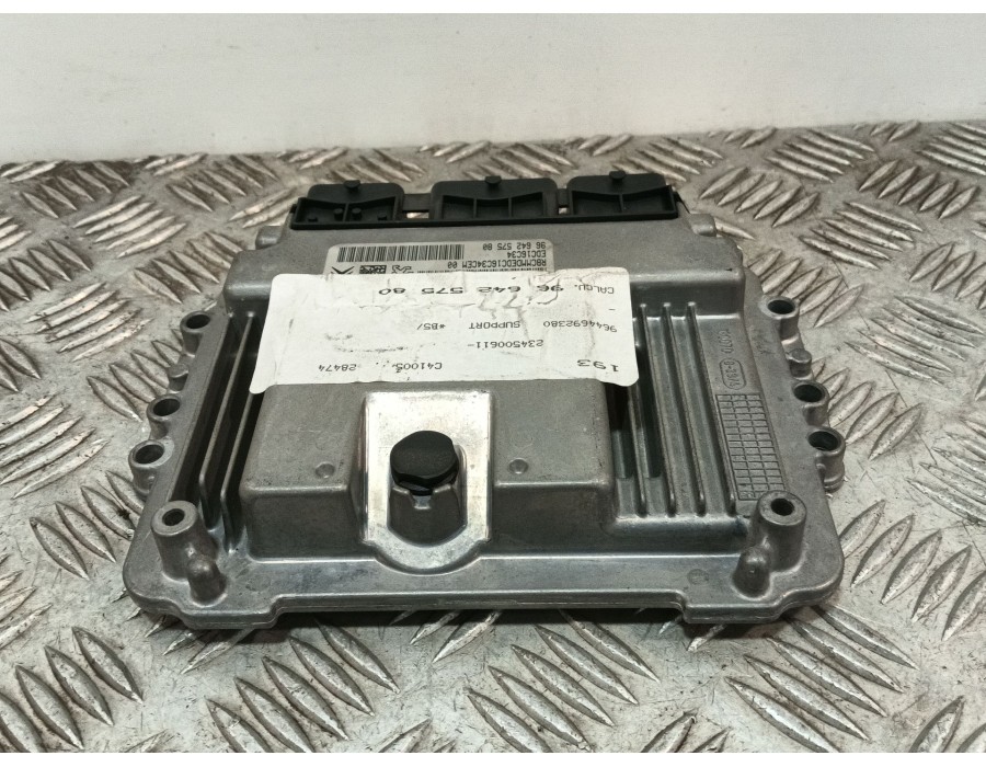Recambio de centralita motor uce para citroën c4 coupé (la_) 1.6 hdi referencia OEM IAM 9664257580  