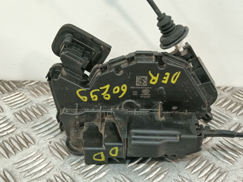 Recambio de cerradura puerta delantera derecha para skoda fabia iii (nj3) 1.0 tsi referencia OEM IAM 5TB837016A  