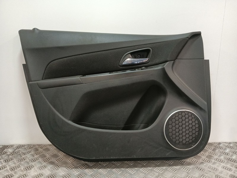 Recambio de guarnecido puerta delantera izquierda para chevrolet cruze hatchback (j305) 1.7 d referencia OEM IAM 96957313  