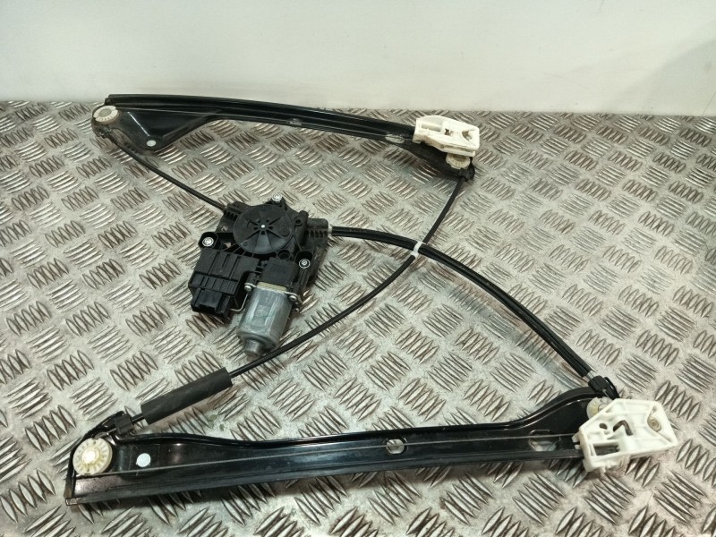 Recambio de elevalunas delantero izquierdo para skoda fabia iii (nj3) 1.0 tsi referencia OEM IAM 0130822064 E850206010 
