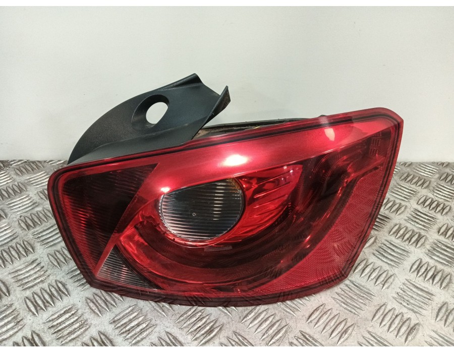 Recambio de piloto trasero derecho para seat ibiza iv (6j5, 6p1) 1.4 tdi referencia OEM IAM 6J4945096K 6J4945112H 