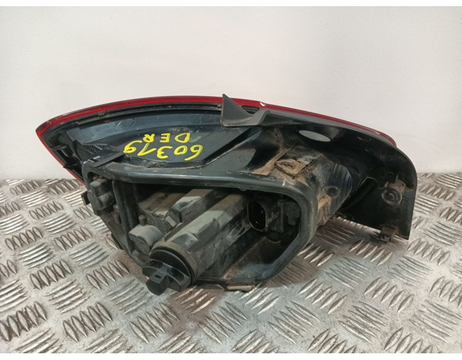 Recambio de piloto trasero derecho para seat ibiza iv (6j5, 6p1) 1.4 tdi referencia OEM IAM 6J4945096K 6J4945112H 