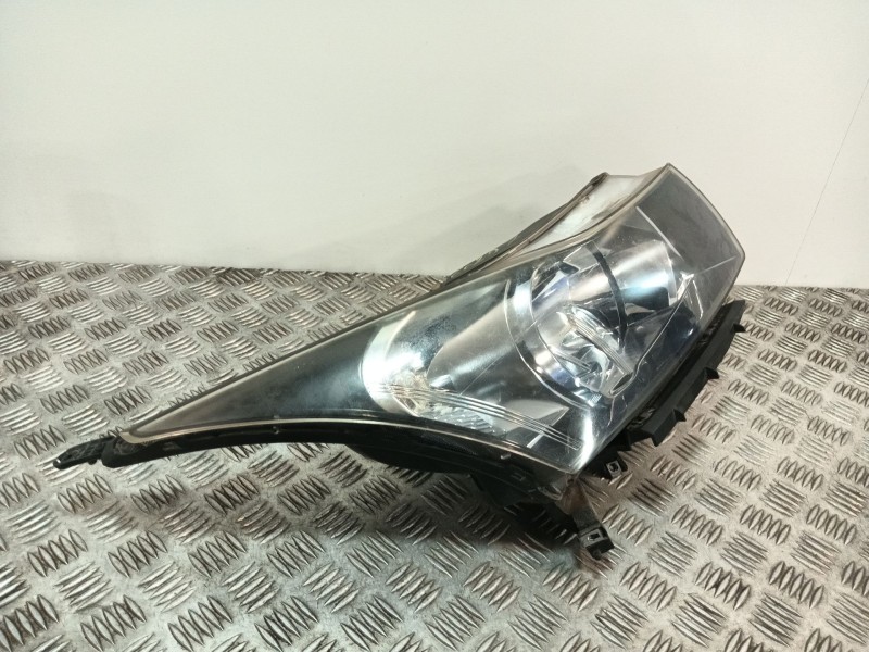Recambio de faro derecho para chevrolet cruze (j300) 2.0 cdi referencia OEM IAM   
