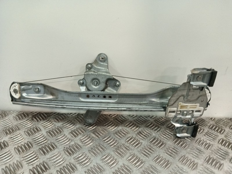 Recambio de elevalunas trasero izquierdo para chevrolet cruze hatchback (j305) 1.7 d referencia OEM IAM 95999489  