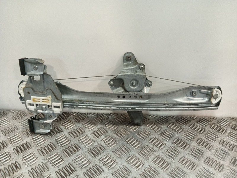Recambio de elevalunas trasero derecho para chevrolet cruze hatchback (j305) 1.7 d referencia OEM IAM 95999490  