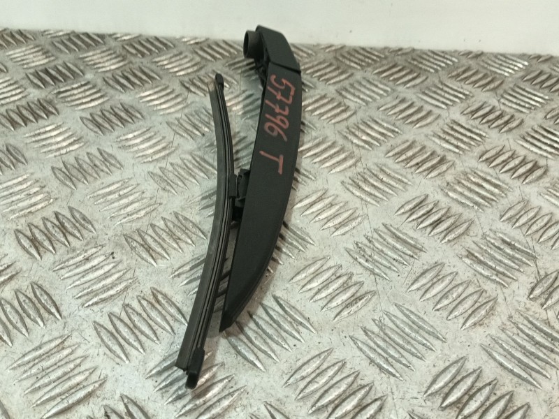 Recambio de brazo limpia trasero para renault clio iv referencia OEM IAM   