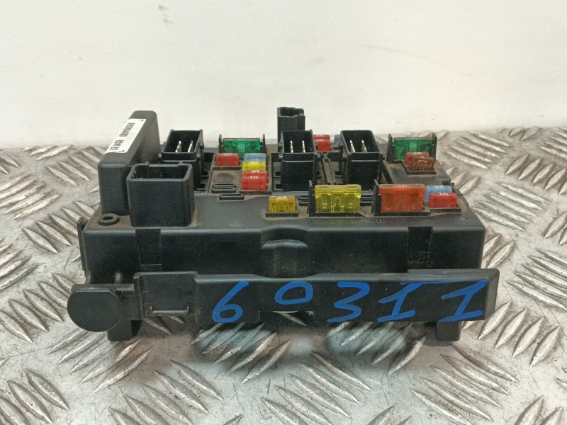Recambio de caja reles / fusibles para peugeot 307 sw (3h) 1.6 hdi 110 referencia OEM IAM 9650664080  