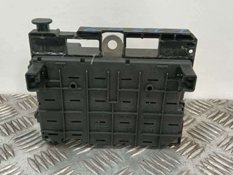 Recambio de caja reles / fusibles para peugeot 307 sw (3h) 1.6 hdi 110 referencia OEM IAM 9650664080  