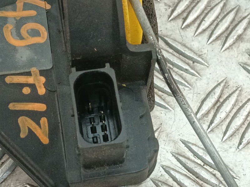 Recambio de cerradura puerta trasera izquierda para chevrolet cruze hatchback (j305) 1.7 d referencia OEM IAM 3023881LH1  