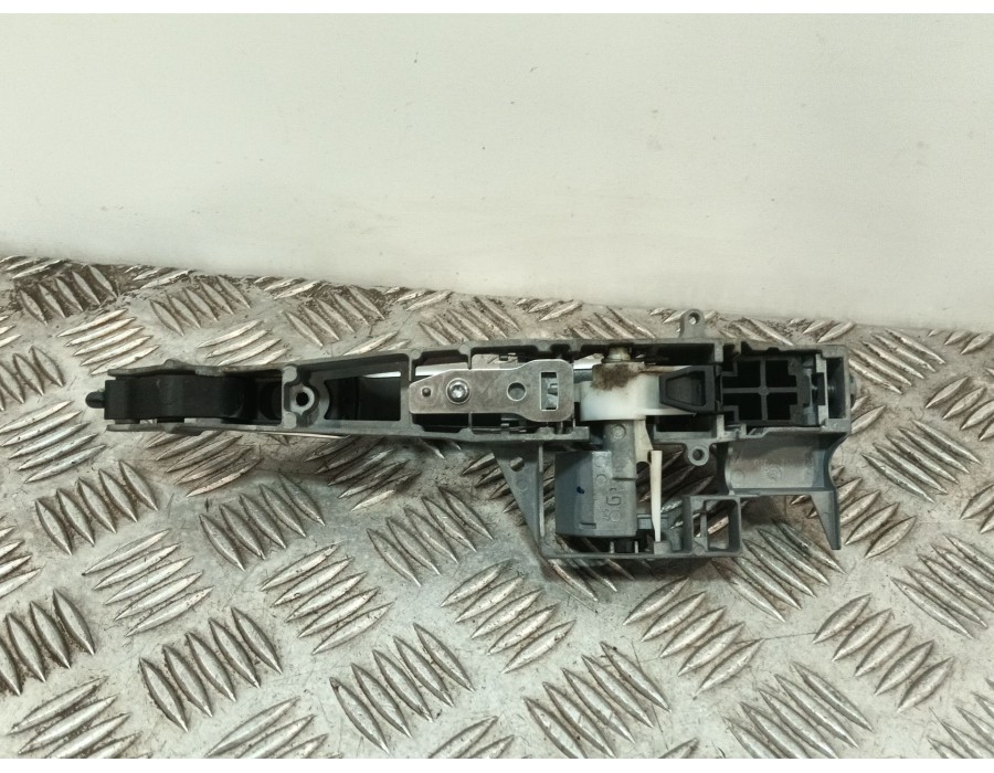 Recambio de maneta exterior trasera izquierda para citroën c3 1.2 12v vti referencia OEM IAM 9684560080  