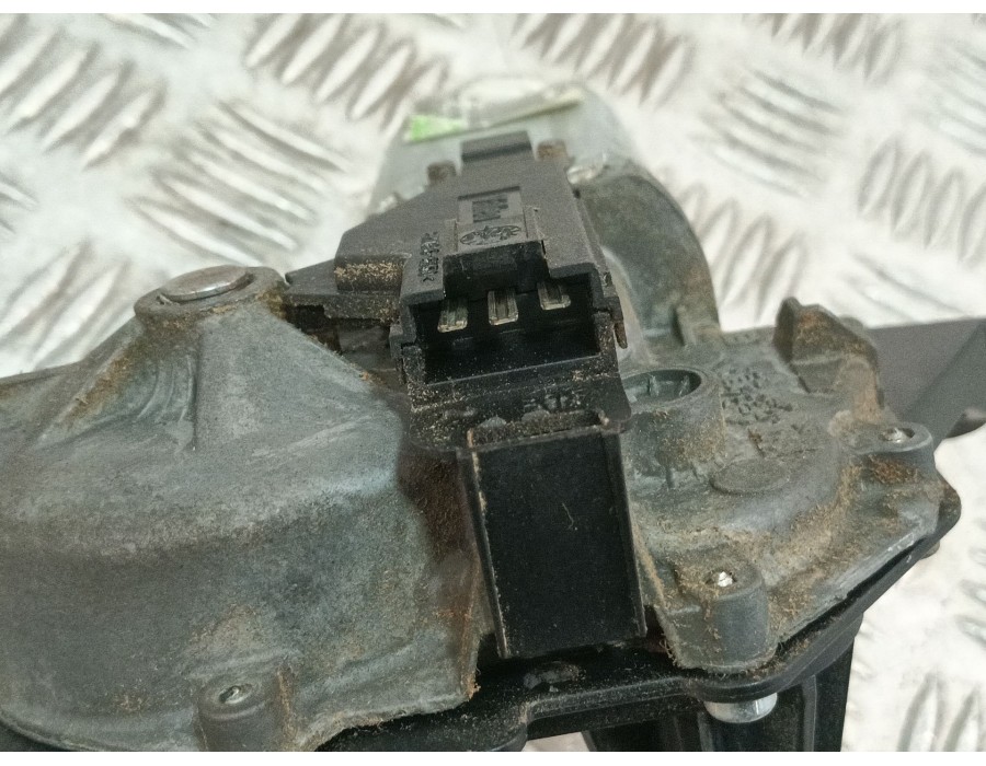 Recambio de motor limpia trasero para opel insignia berlina 2.0 cdti cat referencia OEM IAM W000008916 13269910 