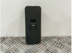 Recambio de mando elevalunas delantero derecho para land rover range rover sport i (l320) 2.7 d 4x4 referencia OEM IAM YUD501070