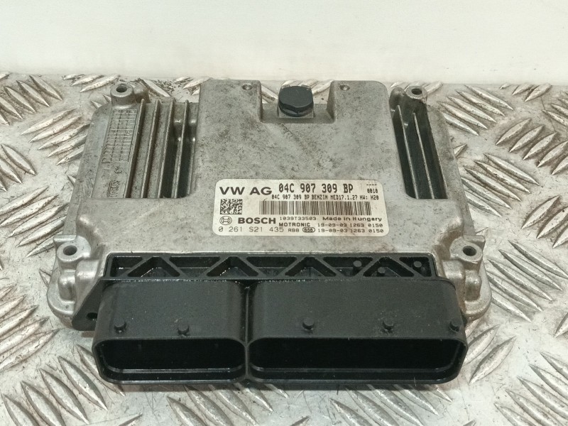 Recambio de centralita motor uce para skoda fabia iii (nj3) 1.0 tsi referencia OEM IAM 04C907309BP 0261D21435 