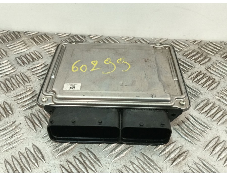 Recambio de centralita motor uce para skoda fabia iii (nj3) 1.0 tsi referencia OEM IAM 04C907309BP 0261D21435 