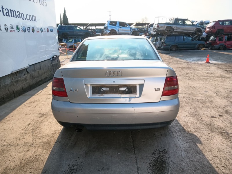 audi a4 b5 (8d2) del año 2000