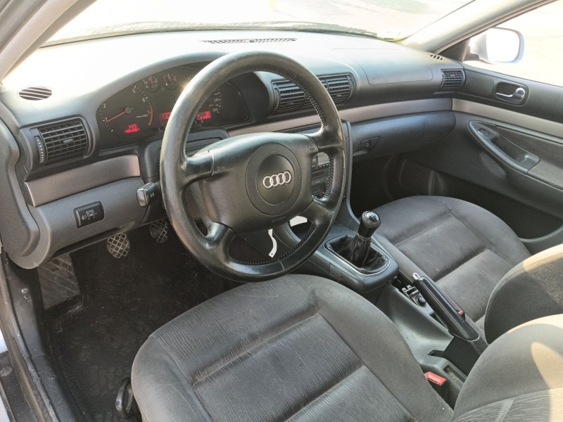 audi a4 b5 (8d2) del año 2000