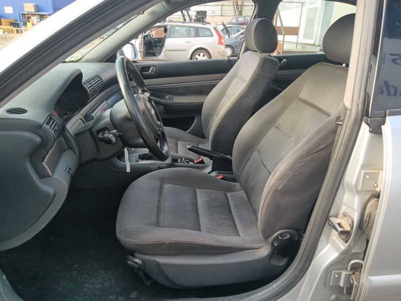 audi a4 b5 (8d2) del año 2000