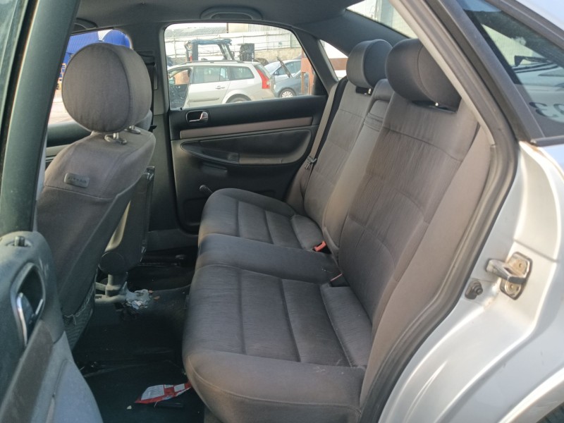 audi a4 b5 (8d2) del año 2000
