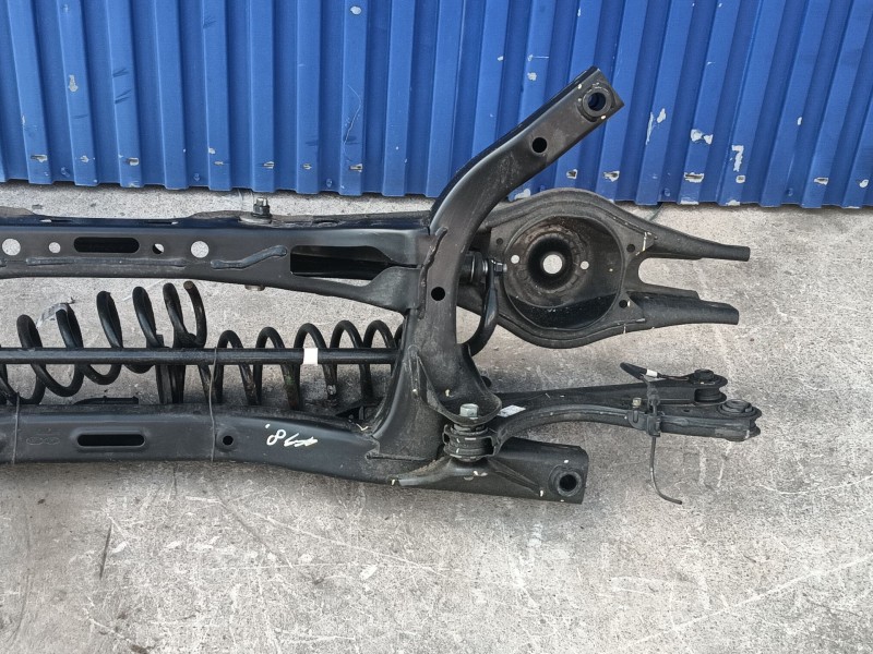Recambio de puente trasero para hyundai ioniq (ae) 1.6 gdi hybrid referencia OEM IAM   