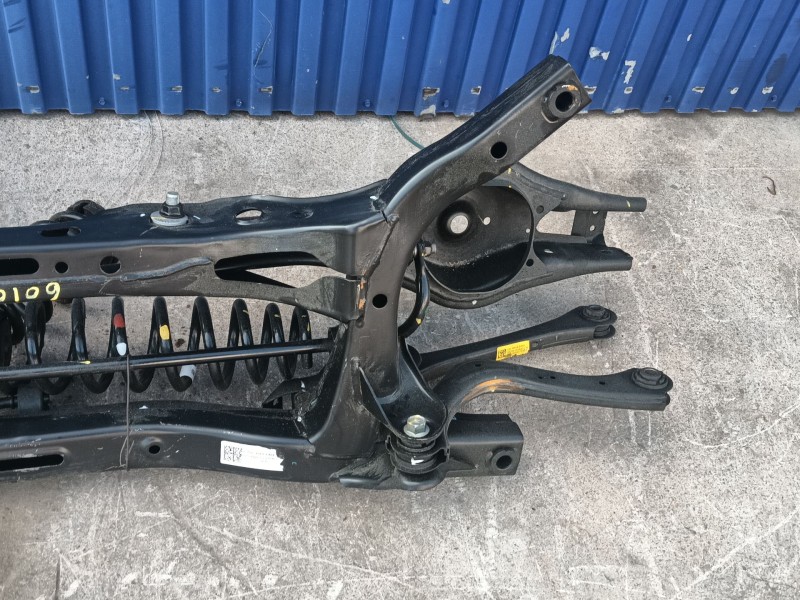 Recambio de puente trasero para kia xceed (cd) 1.6 gdi hybrid referencia OEM IAM 55410G4AA0  