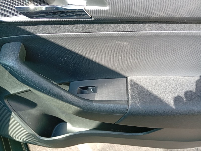 Recambio de mando elevalunas delantero derecho para seat toledo iv (kg3) 1.6 tdi referencia OEM IAM 6JA959855WHS  